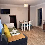 Pangea Sigacik & Bistro Gazde/Camere de închiriat *