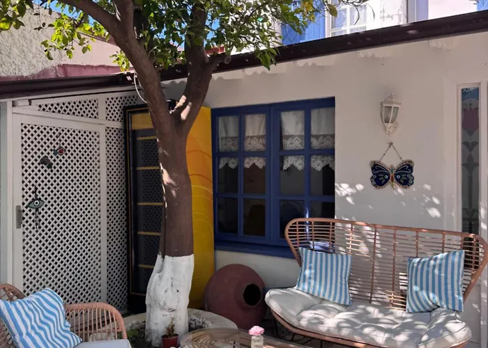 Pangea Sigacik & Bistro Homestay Seferihisar